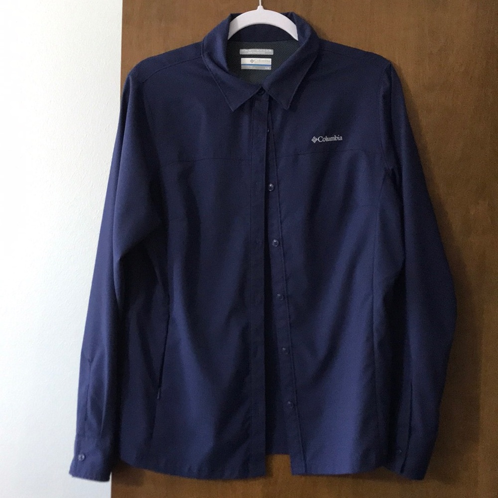 Columbia travel shirt